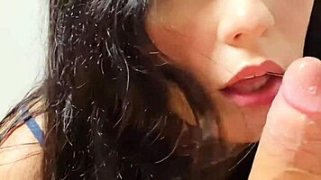 Dandole una Leccion a Mi Vecina Sumisa con Curvas en POV