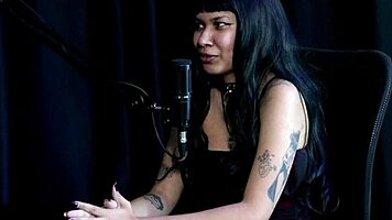 respondeu quem ela mama senta ou passa