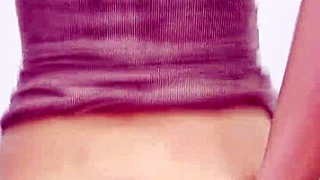 Girlfriend's Ass Bounces In Dress