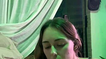 Cunhada se lambuzou de leite - amador gets assfucked in doggystyle creampie and bdsm swallow