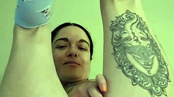 Emy angel: 'my petite pussy and perfect ass are so amazing!'