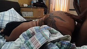 i ate the fat girl's ass and came in her little ass, what a delicious bbw