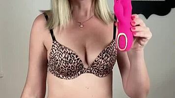 yo, on my sheer i test sexy new toys... wanna watch? 😜