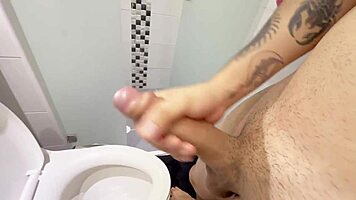 Colombian young 18+ jerks off on hotel balcony, cums twice in bathroom