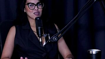 as produtoras pediam exames tem muito ego nesse ramo contou de uma situa��o engra�ada est� em cartaz e os atores e atrizes precisam se valorizar - nego catra watch on sheer red