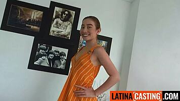 작은 라티나 틴 18+ 귀염둥이가 성숙 큰 자지에 의한 거친 애널 중 비명