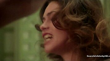 ดาราเรโทร Corinne Clery และ Jehanne Blaise ใน Histoire 1975