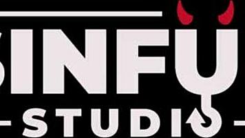 Sweet doctor offers anal sex therapy for huge cock