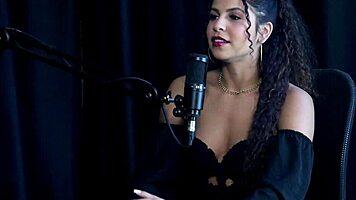 tem certas coisas nela que s�o pequenininhas era modelo deu dicas para mulheres e conversou com a m�e sobre vender conte�dos - sweet karolzinha watch on sheer red