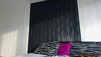 Sexydea works out with a sexy sports anal plug in her ass.