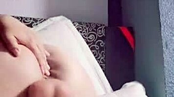 Me gusta mi dildo enorme 😘