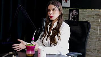 Teen Submissive Experiences BDSM Fetish in Outdoor Glamour Interview