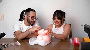 Reviewing this small 18+ doll from mrl sex dolls for fucking