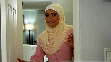 Kinky Dude Instructs Curious Muslim Stepsis On Handling Monster Cock