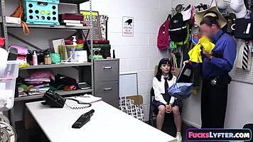 The Perfume Thief Aanna Starr Fucked Hard at Work