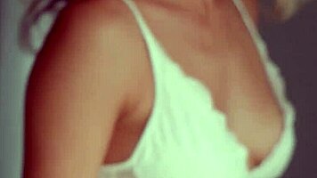 Karolince Cc And Jessica Lawson Pose Naked In Lingerie