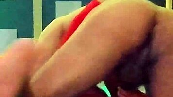 Rico Mañanero Shakes Ass with Petite Girlfriend in Homemade Clip