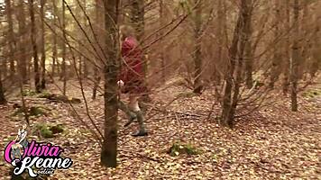 Horny girlfriend deepthroats in bathroom sexy pretty cute?