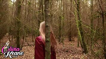 Horny girlfriend deepthroats in bathroom sexy pretty cute?