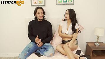 Girlfriend Fucks Stepsister Together 😈