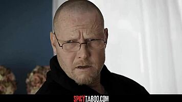 hot latina teen lets stranger cum inside her pussy 😈