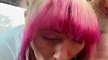 real hooker sucks and fucks bareback in car, takes load in mouth 😏