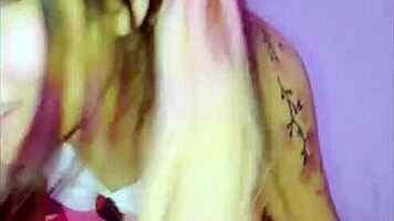 Bonneyuwu engages in a casual chat with an older man in her skirt