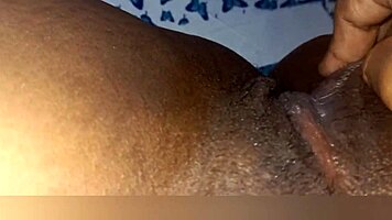 stepmother feels wet pussy, chooses to masturbate.