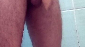 Charrterr Masturbates In Bath For Orgasm
