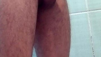 Charrterr Masturbates In Bath For Orgasm