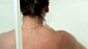 Teen Brunette Pays Homage to Boy in Shower Solo