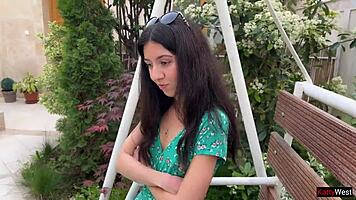 Guarra pierde el reto y pasea con corrida en la cara 😏