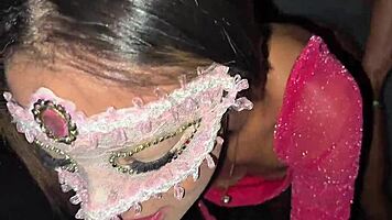 Fiz A Fila Na Glory Hole Do Swing