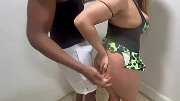 Mature Woman Gets Anal Fucked Hard On Emergency Stairs