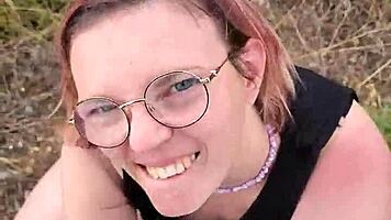 i gave a petite blowjob exhib in nature during my cyprus trip, it was so sexy with milf couple