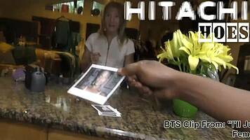 rina arem waits in the car and masturbates with her hitachi wand