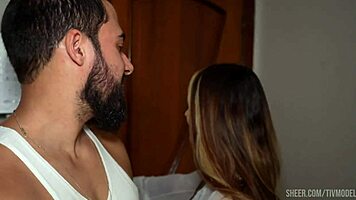 Superhot pawg gets her beautifull fat juicy ass well done by big dick