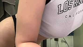 Extreme Fingering Pussy in Hotel Leads to Orgasm!