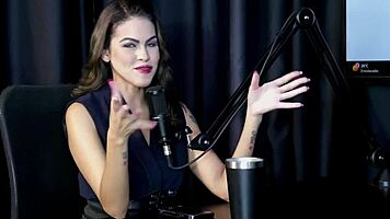 O uber jerked off and she squirted good, presents the pajama talk and the service she does - reh queen sheer red