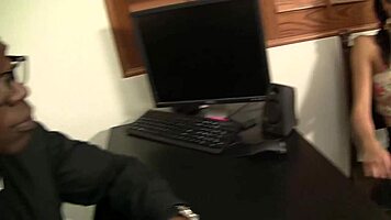 i binky bang and worship a huge black dick