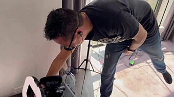 Backstage foursome with Kesha, Nuria, Josy, and Raul