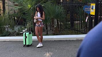 The student offered herself for double penetration with strangers