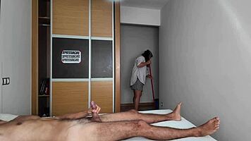 i jerk off in front of the cleaning lady at the hotel