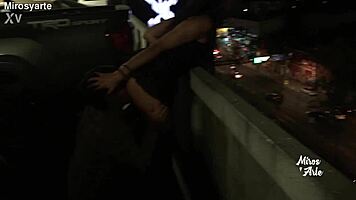 miroslava se deja chupar la chocha por un desconocido en un estacionamiento y siento tanto placer en ese momento tan arriesgado al aire libre