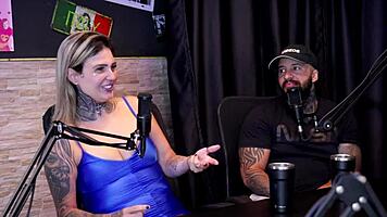 Couple explores public squirting sex