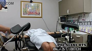 Aria Nicole moans, 'Fuck me harder!' 😍