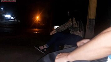 Sério Eu Corro O Risco De Colocar Meu Pau Na Frente Dessa Mulher Esperando O Ônibus Veja Oque Ela Fez.