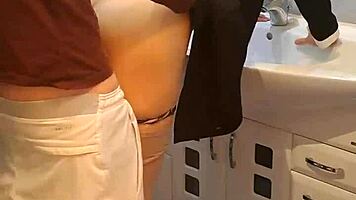 Girl Next Door Fucks in Bathroom Quickly
