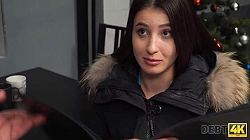 hey, monica wet sells her pussy at the night club