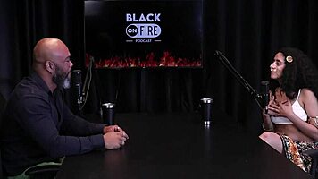 Safada Mostra As Tatuagens Nos Peitos Depois De Falar Que Valoriza Suas Pequenas Conquistas Gosta De Enfiar O Dedo No Cu De Tapas Pe Refere Boquete - Bibi Hourani Watch On Sheer Red